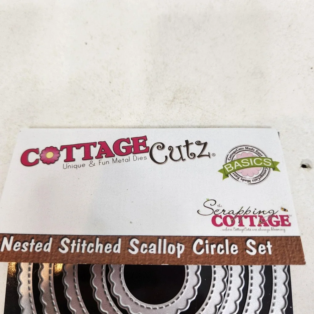 Cottage Cutz 819038021006 circular stitched